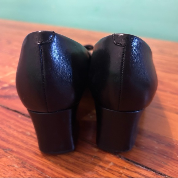 Talbots leather chunky kitten heel with velvet bow and rhinestone - Picture 4 of 7